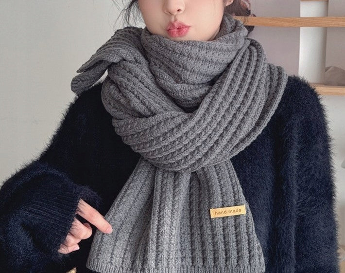 Écharpe d’hiver pour femme 160 × 22 cm – gris