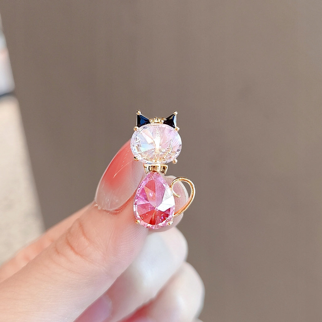 Brož kočka se zirkony – zlatá