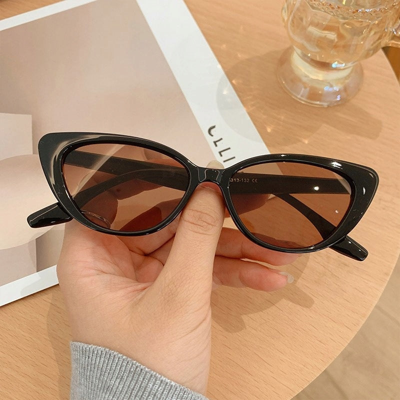 Women's Sunglasses — Fashionable Modern Frames for Everyday Wear