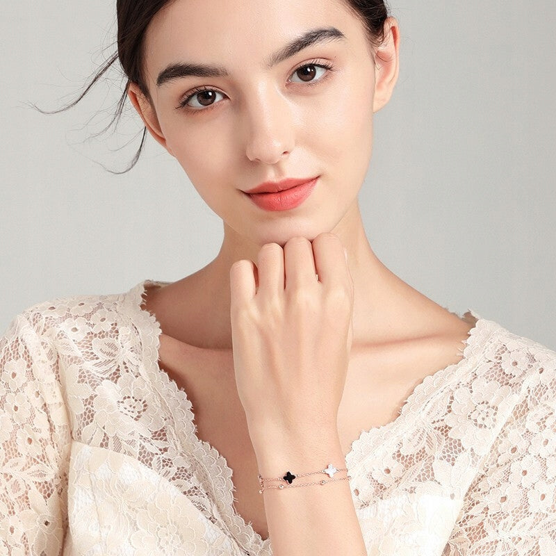 Elegant Women's Bracelet — Delicate, Understated Jewellery