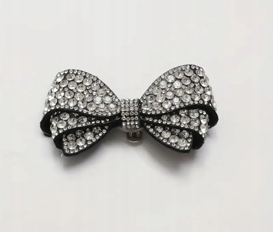 Cubic Zirconia Bow Shoe Clips — Elegant Decorations for High Heels