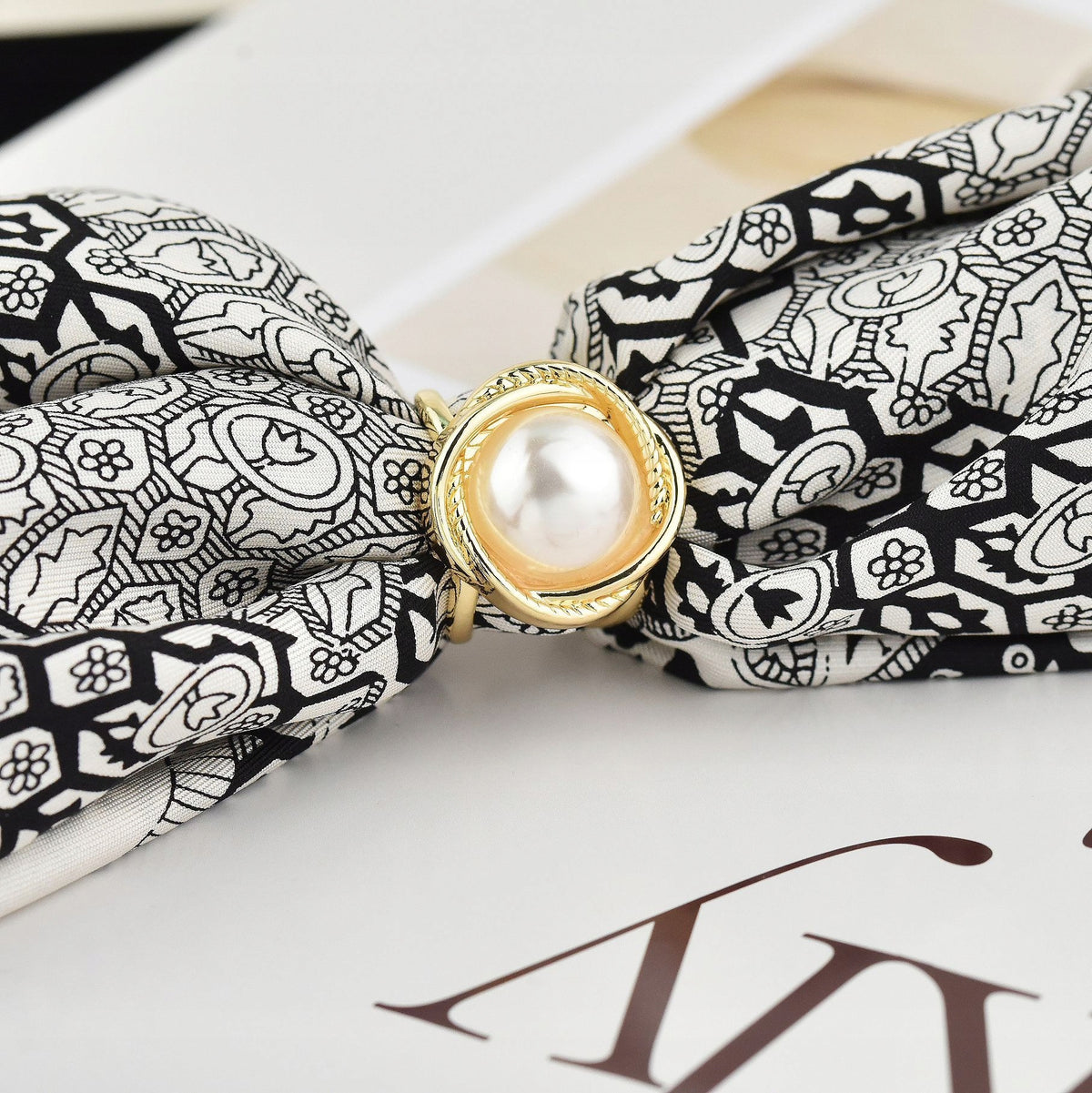 Anneau de foulard à perle – doré