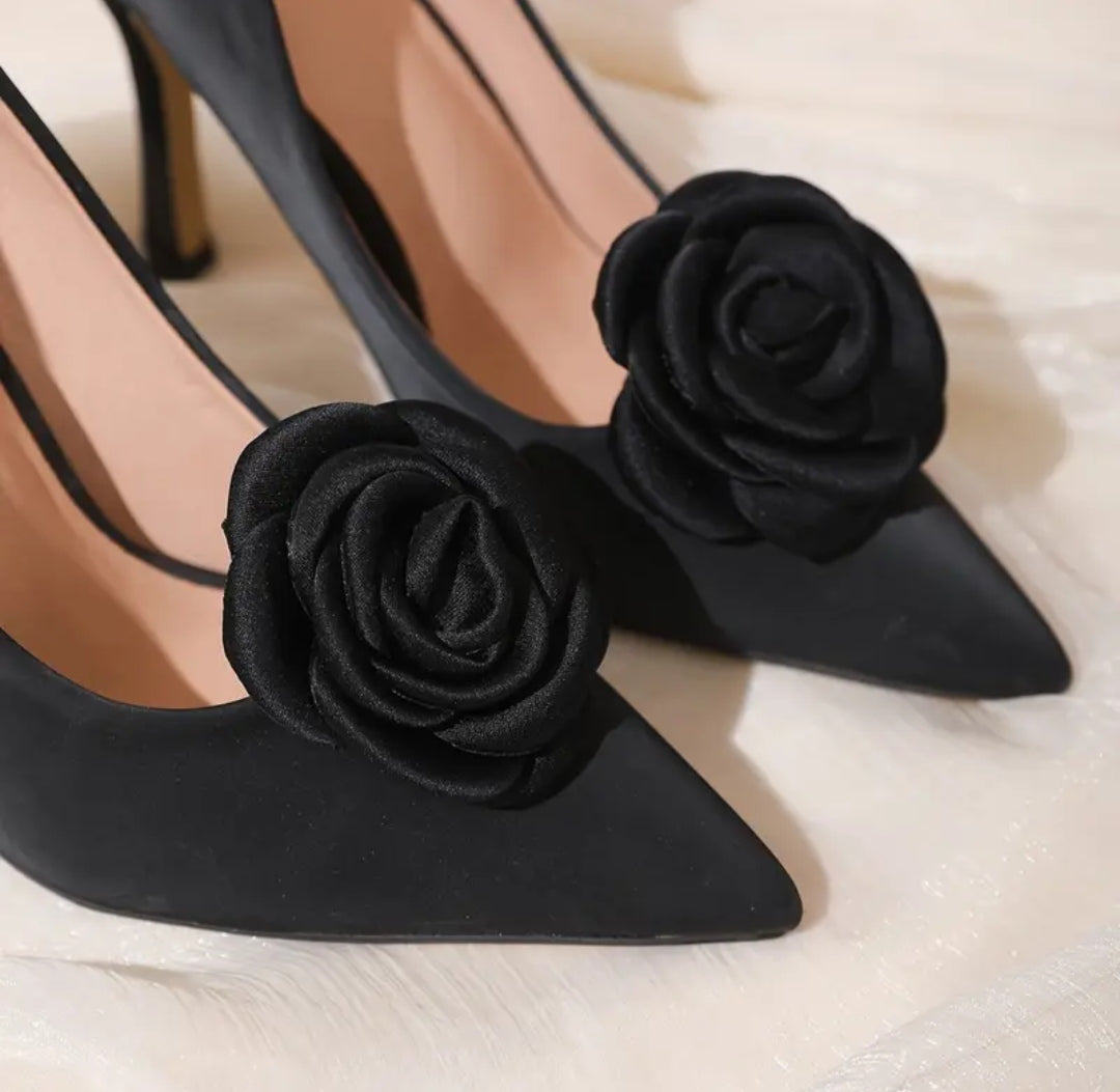 Black Fabric Flower Shoe Clips — Elegant Decorations for High Heels