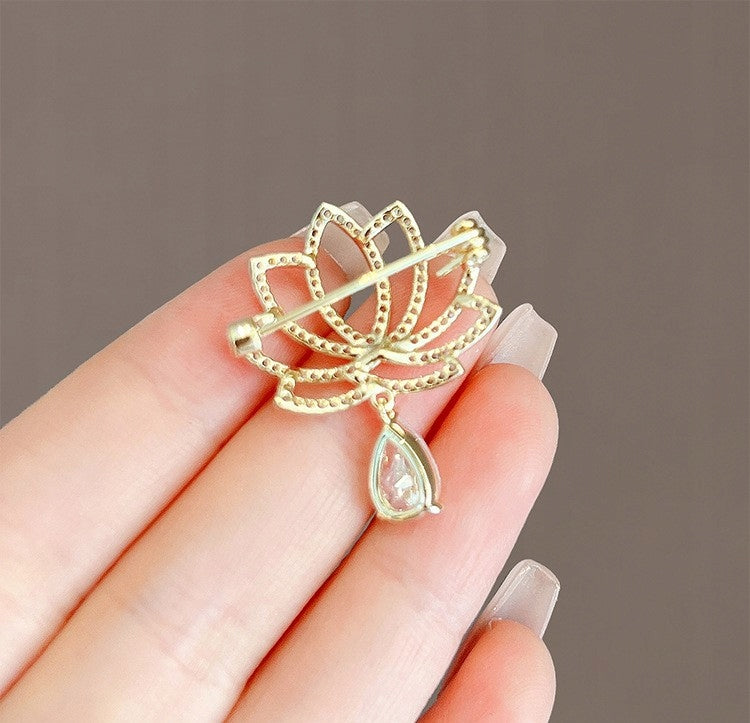Brosche Blume mit Zirkonia