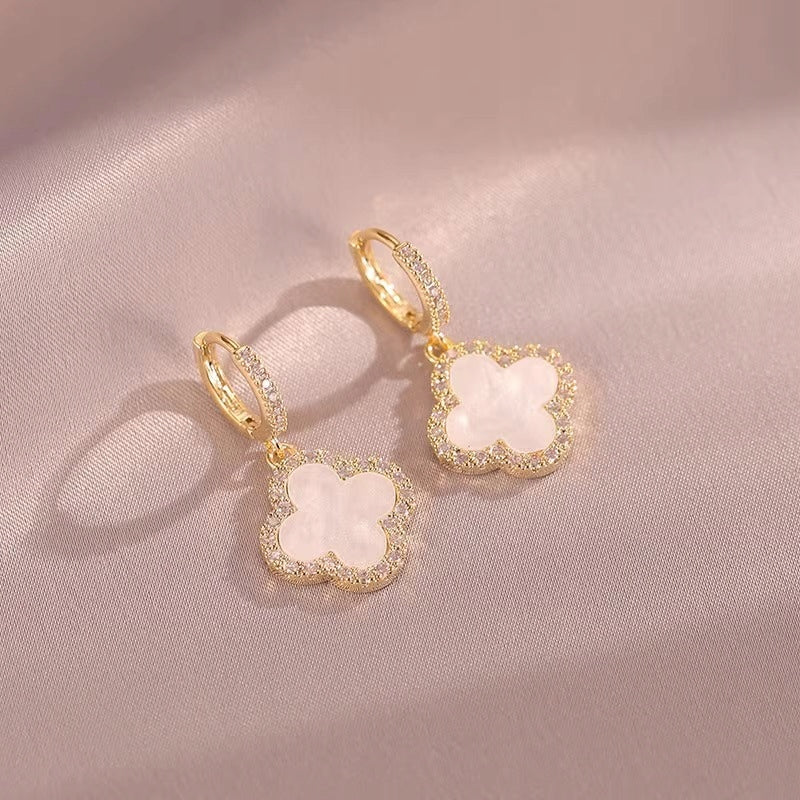 Women's Earrings with Rhinestones – White