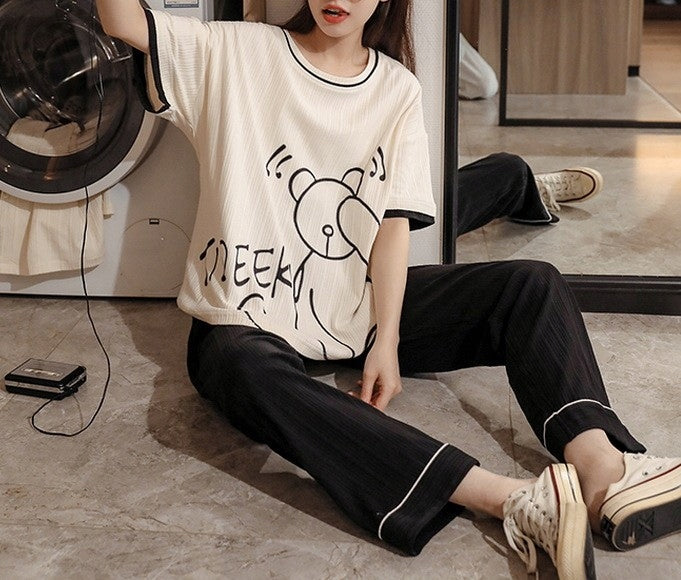 Women's Pyjamas — Black and White Print