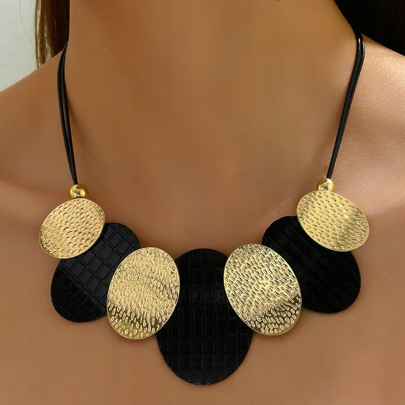 Beautiful Statement Necklace — Decorative Wedding Jewellery