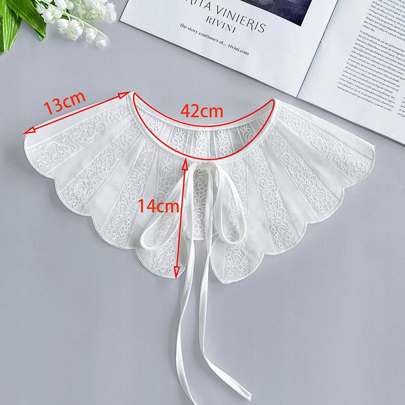 Col amovible brodé pour femme – blanc