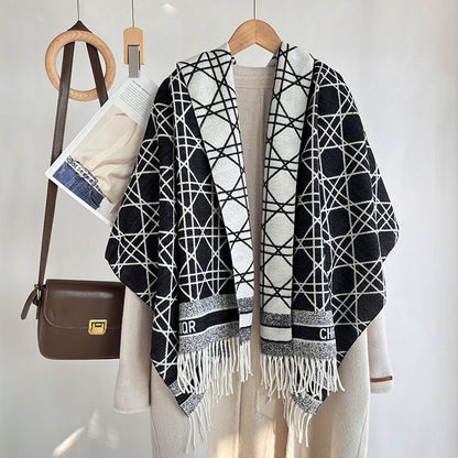 Bufanda de invierno de mujer 180 × 66 cm – blanco y negro