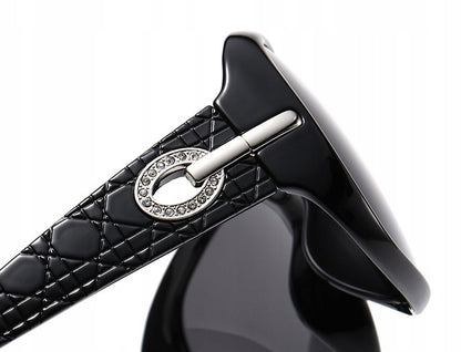 Women's Sunglasses — Fashionable Modern Frames for Everyday Wear