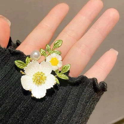Small Flowers Brooch
