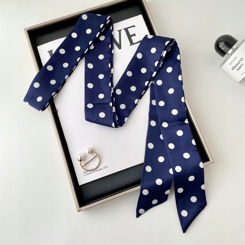 Silk-Effect Square Scarf 5 × 200 cm