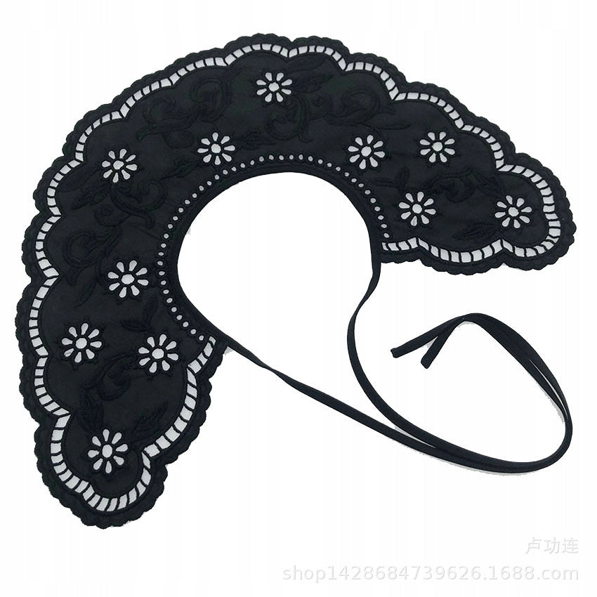 Guler detașabil de damă brodat – negru