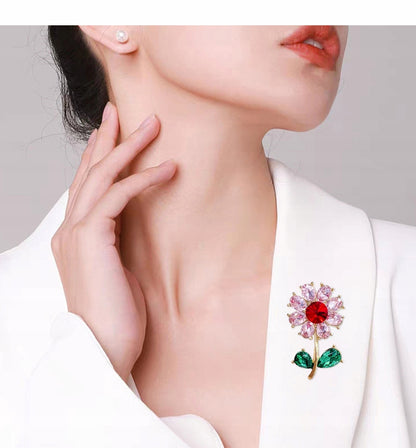 Broșă floare cu zirconii – multicolor