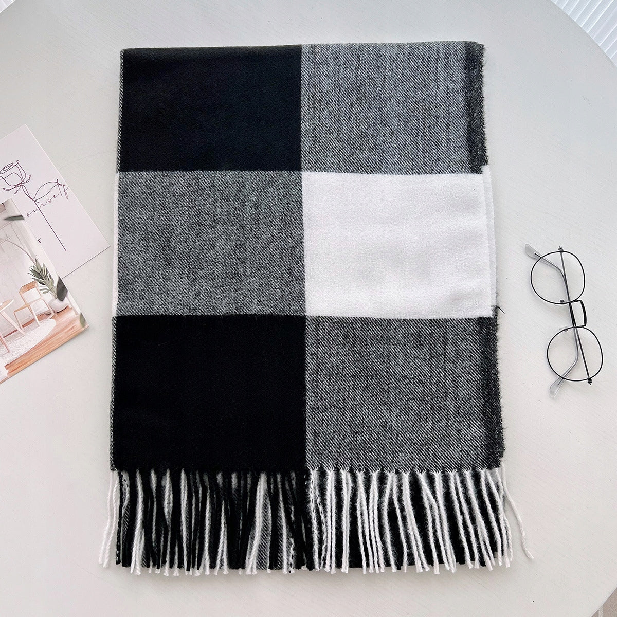 Damen-Winterschal 200 × 66 cm – schwarz und weiß