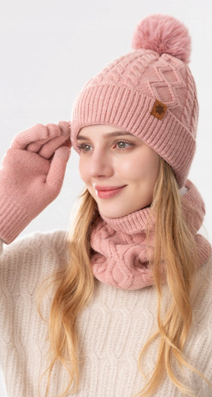 Ensemble : bonnet, tour de cou et gants – rose