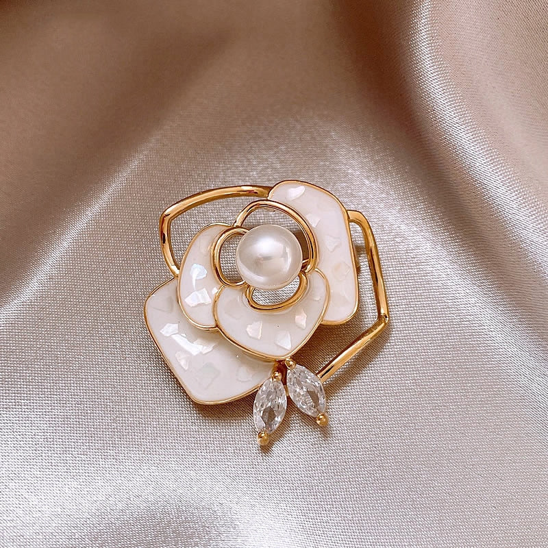 Brosche Blume mit Zirkonia