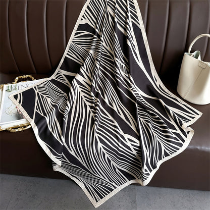 Pañuelo de mujer de imitación de seda 90 × 90 cm – beige