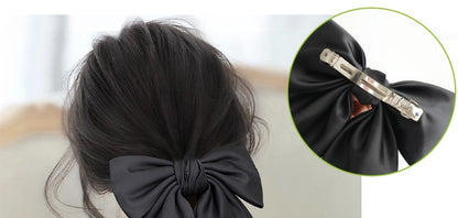 Elegant Black Bow Hair Clip — Stylish Hair Accessory