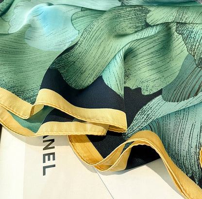 Silk-Effect Scarf 180 × 90 cm – Green