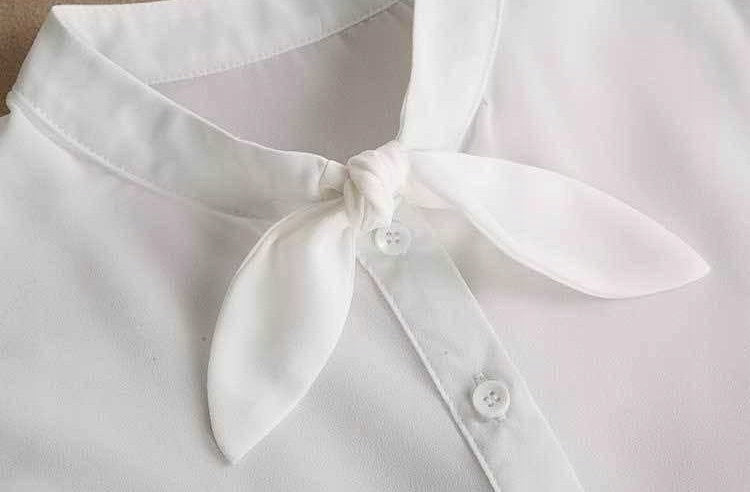 Women's Plain White Detachable Shirt Collar with Button Fastening