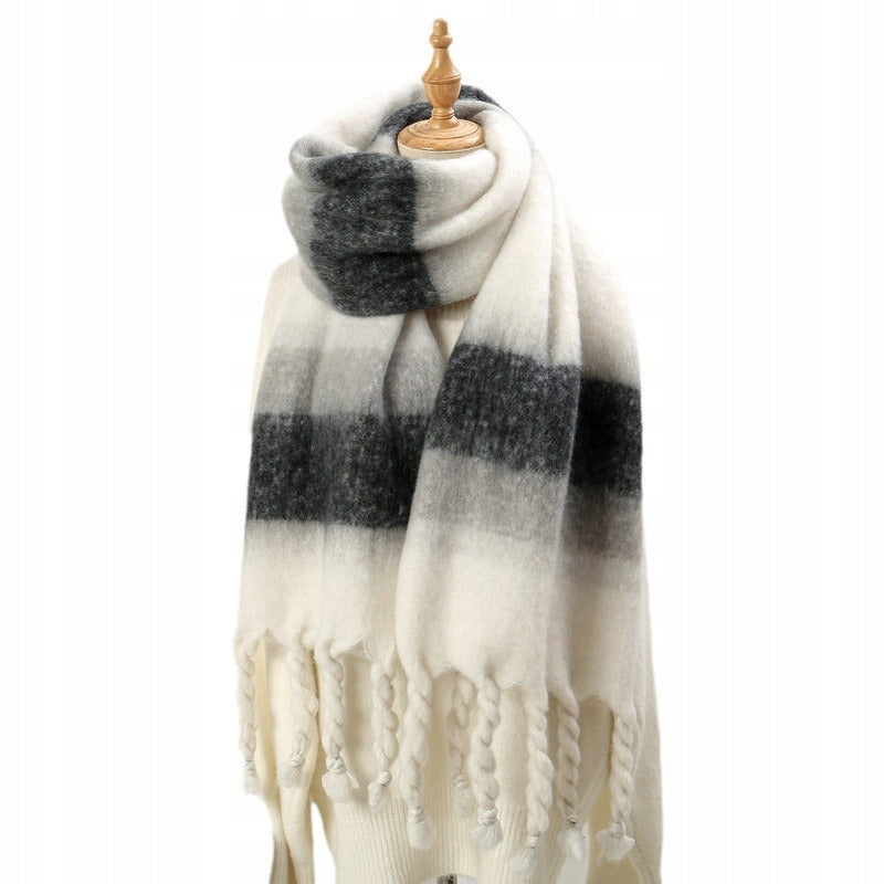 Écharpe d’hiver pour femme 200 × 40 cm – blanc