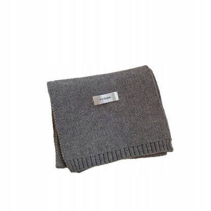 Écharpe d’hiver pour femme 160 × 22 cm – gris