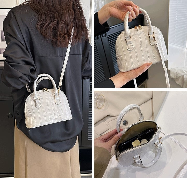 Kleine Henkeltasche – weiß