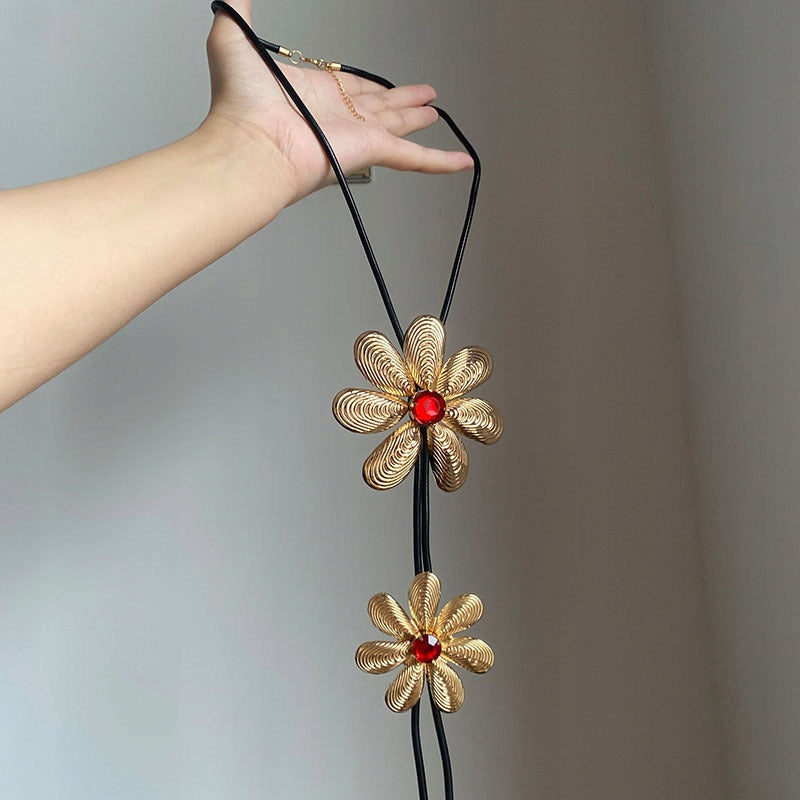Collier pour femme à fleur – doré