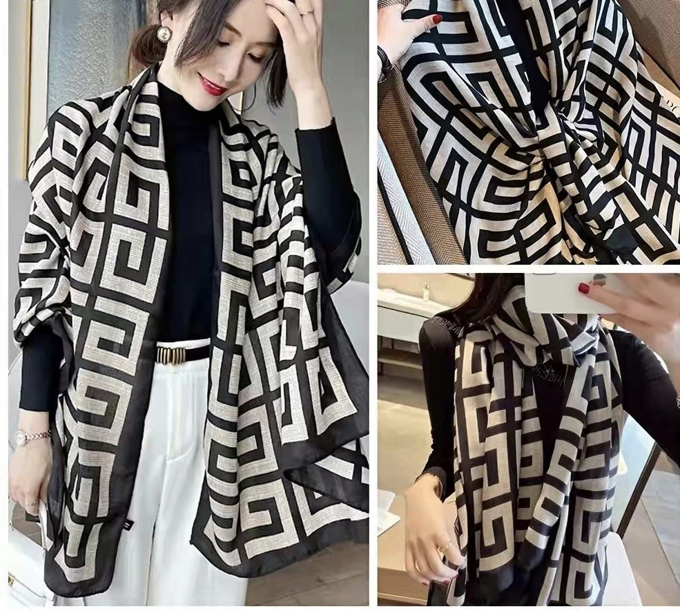 Silk-Effect Scarf 180 × 90 cm – Black & Beige