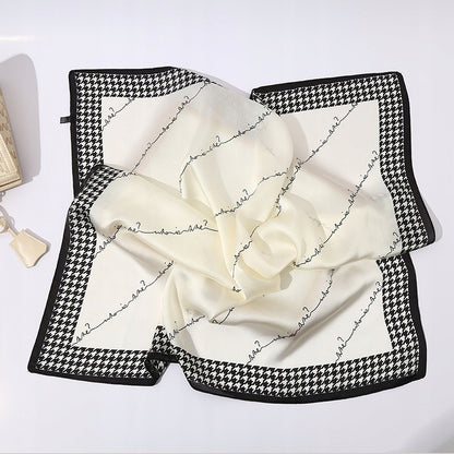 Foulard effet soie pour femme 70 × 70 cm
