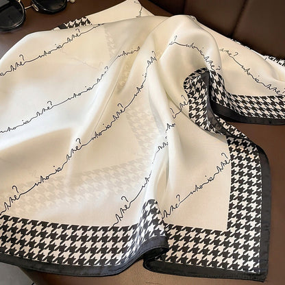 Foulard effet soie pour femme 70 × 70 cm