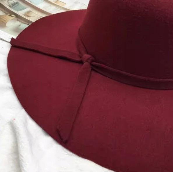 Women's Brimmed Hat – Burgundy