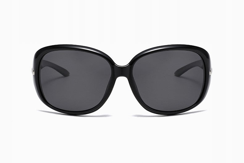 Women's Sunglasses — Fashionable Modern Frames for Everyday Wear