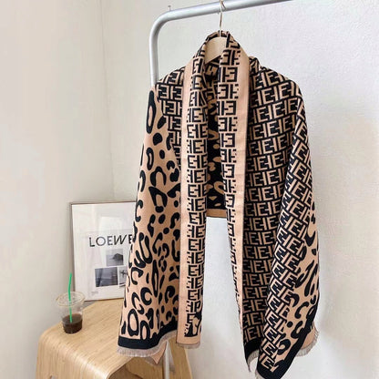 Women's Elegant Warm Winter Scarf — Leopard Print, 180×66