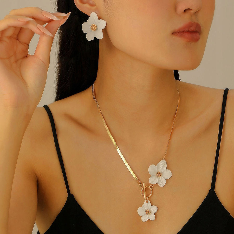 Necklace & Earrings Set – White