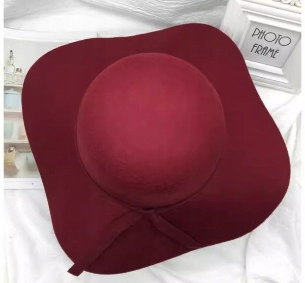Women's Brimmed Hat – Burgundy
