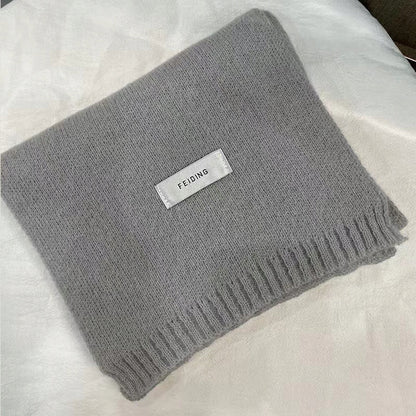Écharpe d’hiver pour femme 160 × 22 cm – gris