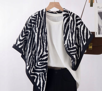 Silk-Effect Square Scarf 90 × 90 cm – White