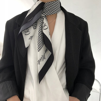 Foulard effet soie pour femme 70 × 70 cm