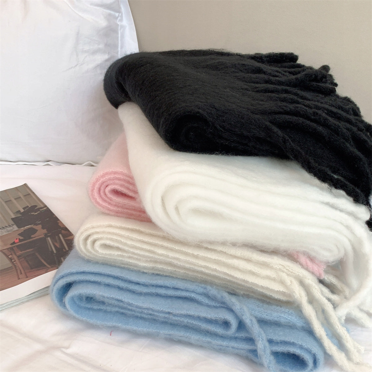 Bufanda de invierno de mujer 200 × 40 cm – crema
