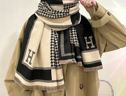 Damen-Winterschal 180 × 66 cm – beige und schwarz