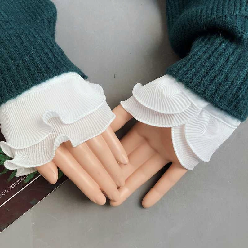 Elegant White Detachable Cuffs — Decorative Wrist Accessories