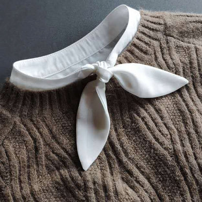 Women's Plain White Detachable Shirt Collar with Button Fastening