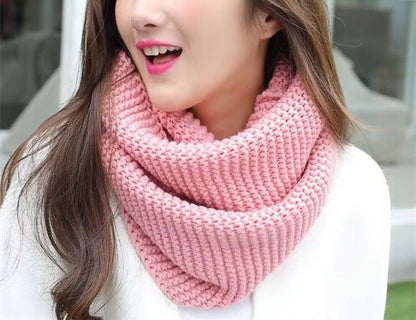 Women’s Infinity Scarf – Pink