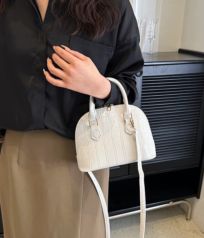 Kleine Henkeltasche – weiß