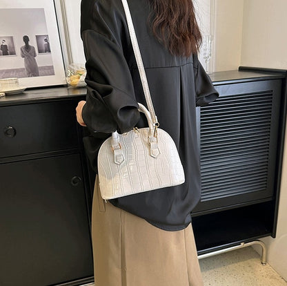 Kleine Henkeltasche – weiß