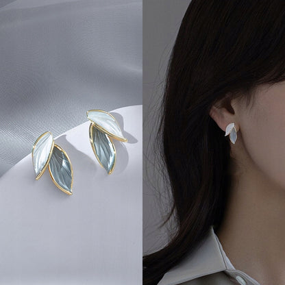 Delicate Women's Gold-Tone Stud Earrings