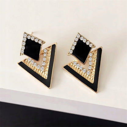 Elegant Women's Gold-Tone Cubic Zirconia Stud Earrings for Special Occasions
