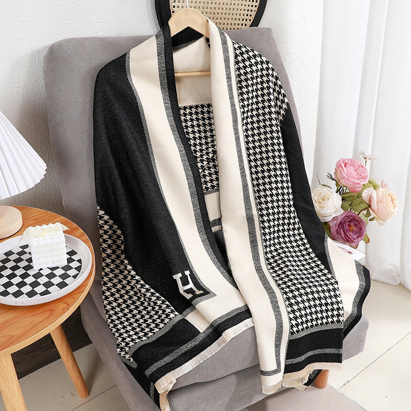 Damen-Winterschal 180 × 66 cm – beige und schwarz